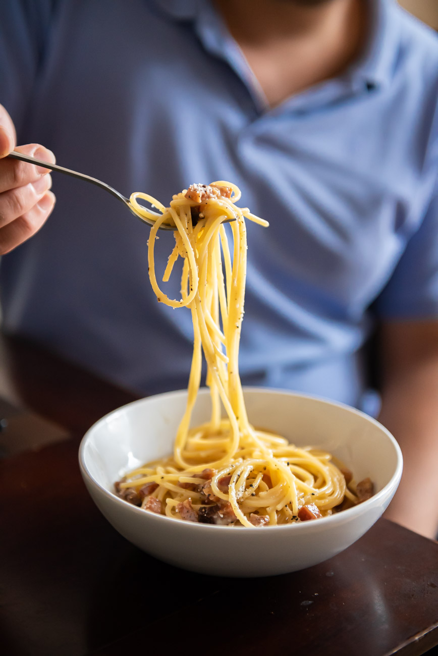 Authentic Spaghetti alla Carbonara recipe pasta pull